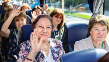 Новые автобусные экскурсии открыли для участников &laquo;Московского долголетия&raquo;