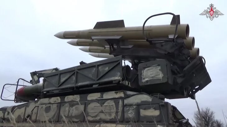 ПВО сбили 6 беспилотников над Воронежской и Белгородской областями ПВО сбили 6 беспилотников над Воронежской и Белгородской областями