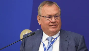 Глава ВТБ Костин предложил &laquo;пари на 10 щелчков&raquo; о решении Центробанка по ставке