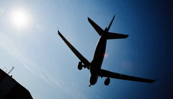 Самолет рейсом Москва &ndash; Наманган из-за тумана приземлился в Ташкенте