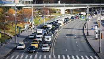 ЦОДД предупредил москвичей о заторах на дорогах 3 июля