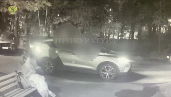 Новорожденная девочка обнаружена в подъезде дома на востоке Москвы