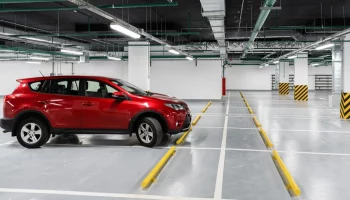 Десять машино-мест выставили на торги в столичном районе Якиманка