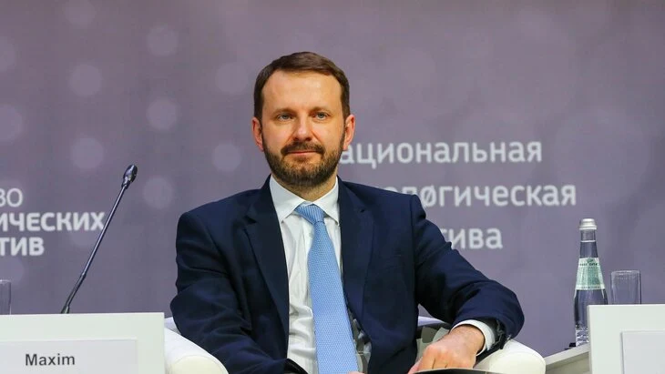 Орешкин заявил о непростой ситуации в российской экономике Орешкин заявил о непростой ситуации в российской экономике