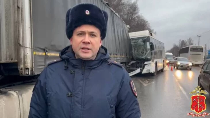 Число пострадавших в ДТП с автобусом в Ленобласти увеличилось до 15 Число пострадавших в ДТП с автобусом в Ленобласти увеличилось до 15