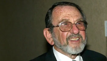 Скончался режиссер сериала "Семейка Брэди" Брюс Билсон