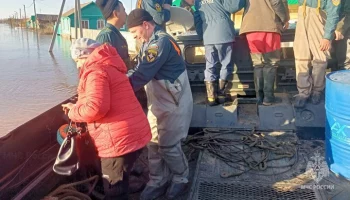 Более 1,1 тысячи человек эвакуировали после прорыва дамбы в Орске