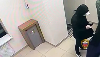 Полиция задержала в Москве подозреваемого в обмане пенсионерки на 17,5 млн руб