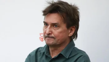 Прощание с режиссером Бутусовым пройдет в Москве 23 августа