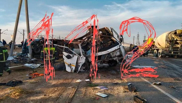 Три человека погибли в результате ДТП с автобусом в Астраханской области Три человека погибли в результате ДТП с автобусом в Астраханской области