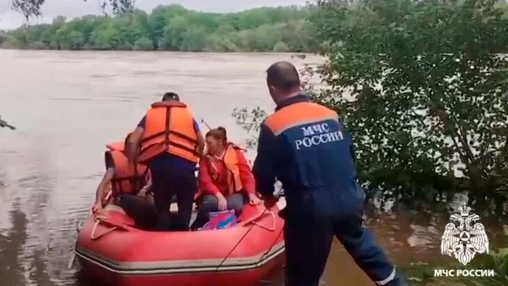 Более 20 населенных пунктов в Приморье отрезаны от транспортного сообщения