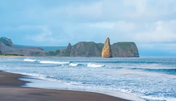 Землетрясение магнитудой 4,0 произошло около побережья южных Курил