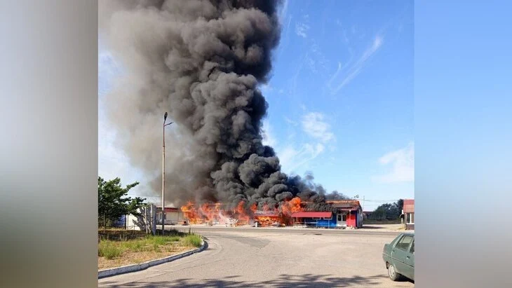 Шесть человек пострадали при атаке ВСУ в Херсонской области Шесть человек пострадали при атаке ВСУ в Херсонской области