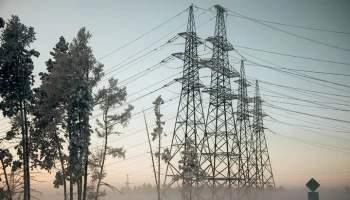 Электроснабжение восстановлено в Североморске после обрушения опор ЛЭП