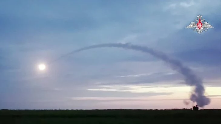 Средства ПВО сбили ночью 34 беспилотника над регионами России Средства ПВО сбили ночью 34 беспилотника над регионами России