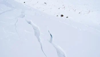 В Дагестане спасли женщину с ребенком, которых накрыло лавиной