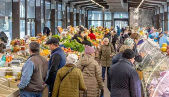 Как участники московских ярмарок помогают тем, кто в этом нуждается