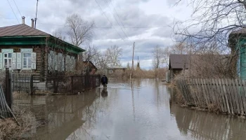 Вода начала заходить на улицы сел Курганской области