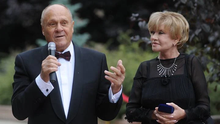  Открытие именной плиты Владимира Меньшова на Аллее звезд, 2009 год / Фото: ИТАР-ТАСС/ Владимир Астапкович