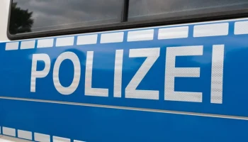 В Германии водитель фургона с мороженым напал на женщину за претензии к его работе