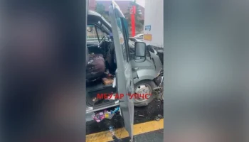 "Газель" зажало между двумя грузовиками после столкновения на трассе М-4