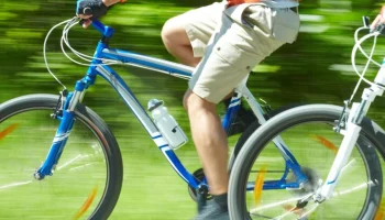 Автомобиль сбил насмерть 18-летнего велогонщика на севере Италии