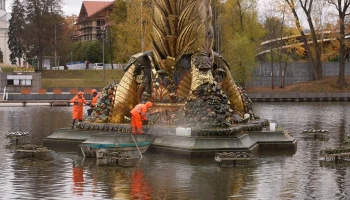 Фонтаны подготовили к зимнему сезону в Москве