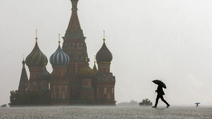 Москвичей предупредили об облачной погоде с кратковременными дождями 25 июня Москвичей предупредили об облачной погоде с кратковременными дождями 25 июня