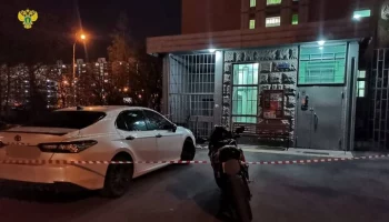 Отца и дядю подозреваемого в убийстве в Москве задержали до избрания меры пресечения