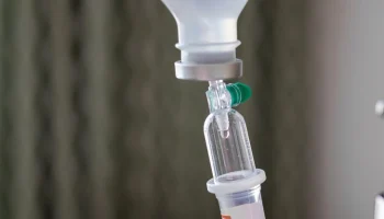 Центр Рошаля: у пострадавшего в Шереметьево мальчика открытые переломы костей черепа