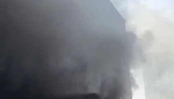 Площадь пожара в бизнес-центре в Москве достигла 1,5 тысячи &laquo;квадратов&raquo;