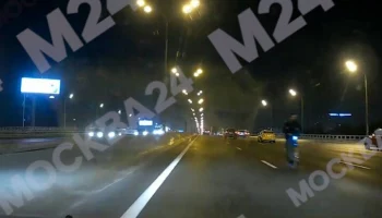 Проехавший по МКАД пользователь самоката оштрафован