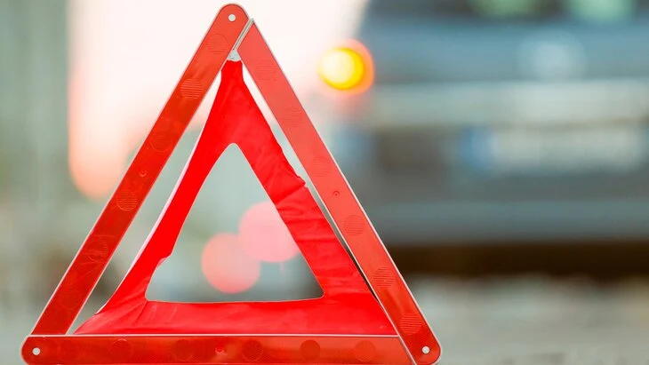 Автомобиль перевернулся на 60-м километре МКАД Автомобиль перевернулся на 60-м километре МКАД