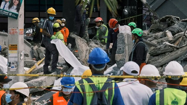 Число погибших при обрушении крыши клуба в Доминикане превысило 120 Число погибших при обрушении крыши клуба в Доминикане превысило 120