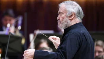 Концерт дирижера Гергиева отменен в Италии