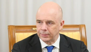 Силуанов заявил об отсутствии контактов Минфинов США и РФ по вопросу SWIFT