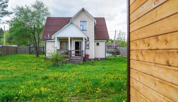 Москвичам рассказали, как уберечь дом от пожара в дачный сезон