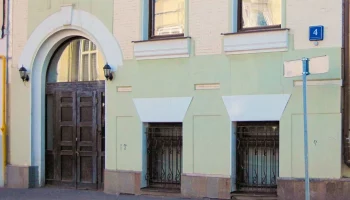 Фасад здания 1902 года постройки отремонтируют в Колпачном переулке