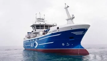 Поиски пропавших членов экипажа Argos Georgia продолжаются