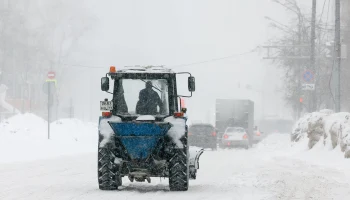 Усиление ветра и метель ожидаются в Москве в ближайшие часы