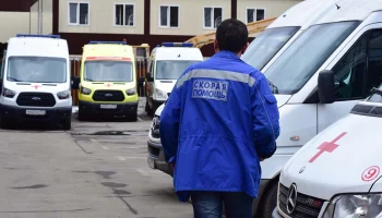 Журналиста Евгения Поддубного доставили в НИИ имени Склифосовского. Видео