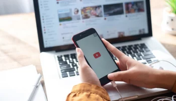 YouTube заблокировал канал Мосбиржи