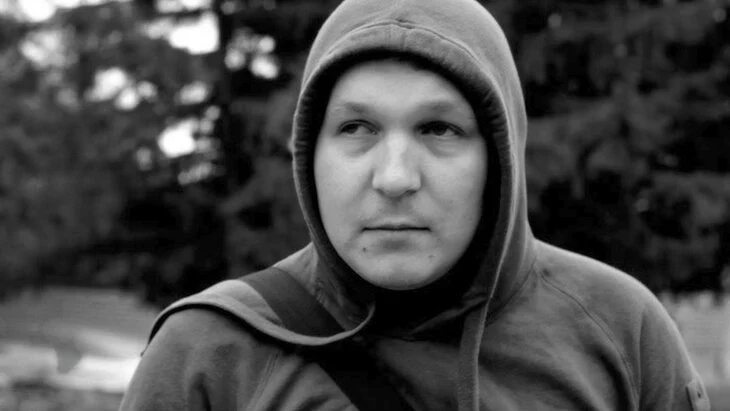Актер из сериала "Счастливы вместе" Павел Чернявский погиб в зоне СВО Актер из сериала "Счастливы вместе" Павел Чернявский погиб в зоне СВО