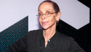 Актриса из сериала "Кухня" назвала устаревшими новости о переломе позвоночника