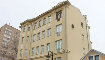 В столице капитально отремонтировали 17 домов с французскими балконами