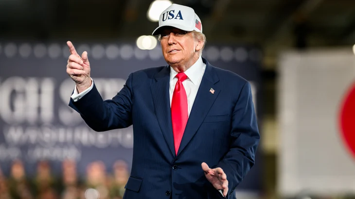 WSJ: Трамп пригрозил Мадуро силовыми мерами, если он не покинет пост WSJ: Трамп пригрозил Мадуро силовыми мерами, если он не покинет пост