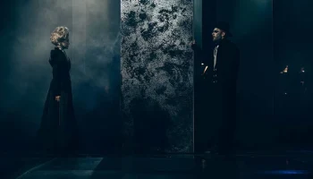 Спектакль "Бой с тенью" отметили в Театре Моссовета после сообщений об отравлении актеров