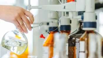 Более 550 тысяч анализов качества воды провели в Москве с начала года