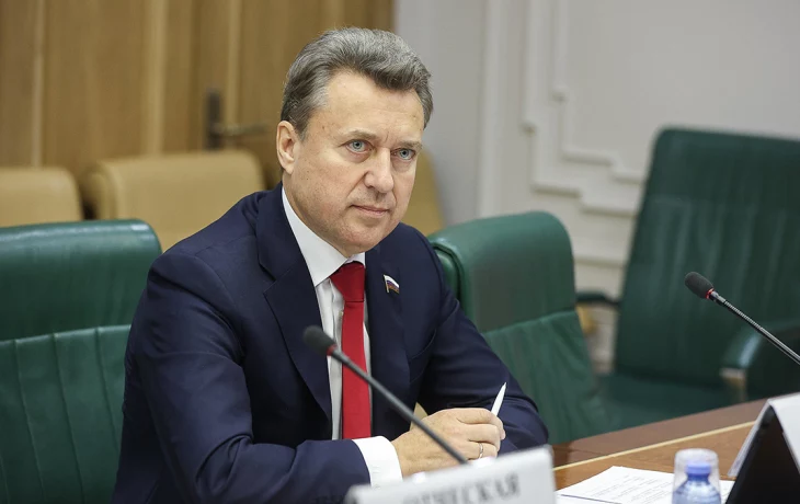 Анатолий Выборный: Уже 48 тысяч москвичей с гордостью носят береты и значки юнармейцев