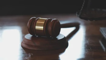 В Турции освобождена россиянка, родившая и оставившая в туалете ребенка